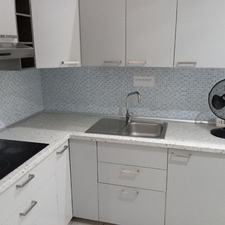 Ferienwohnung Apartament Famagosta Milano Exterior foto