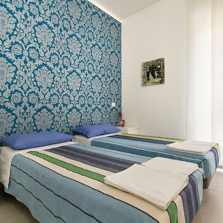 Ferienwohnung Apartament Famagosta Milano Exterior foto