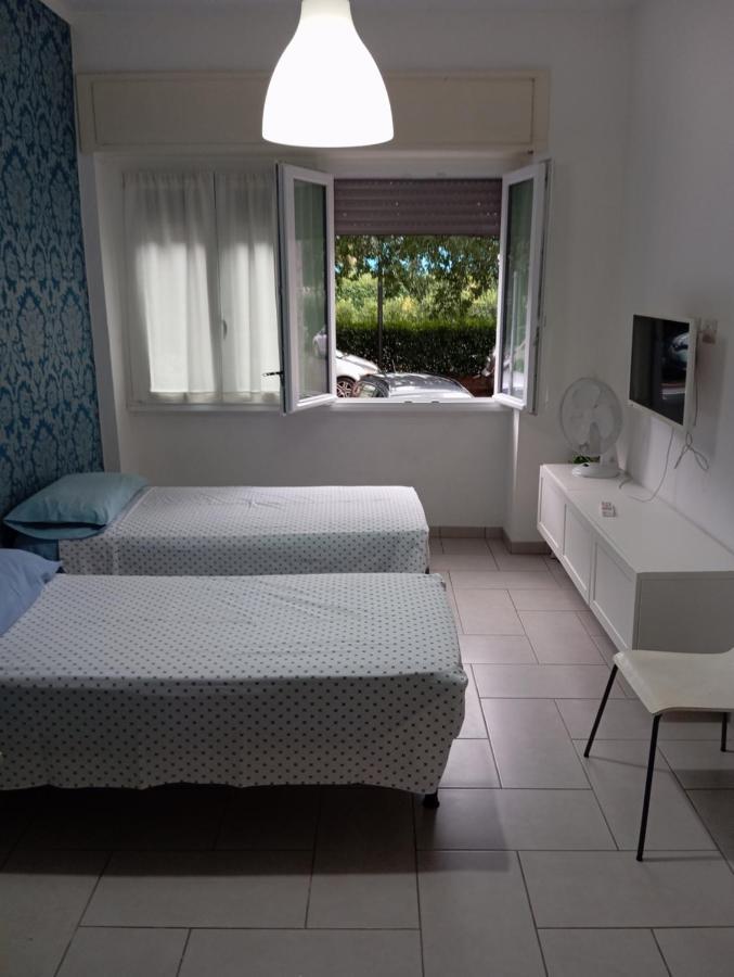 Ferienwohnung Apartament Famagosta Milano Exterior foto