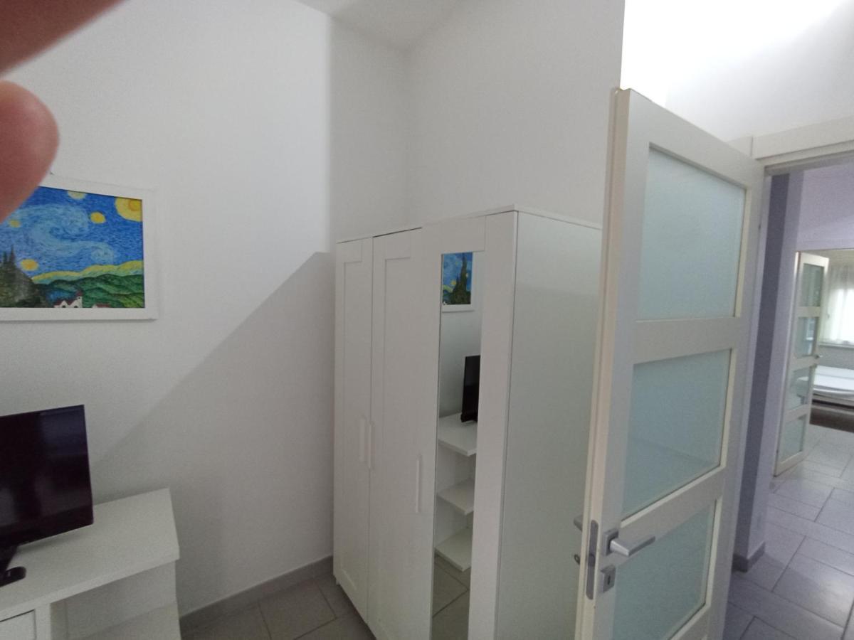 Ferienwohnung Apartament Famagosta Milano Exterior foto
