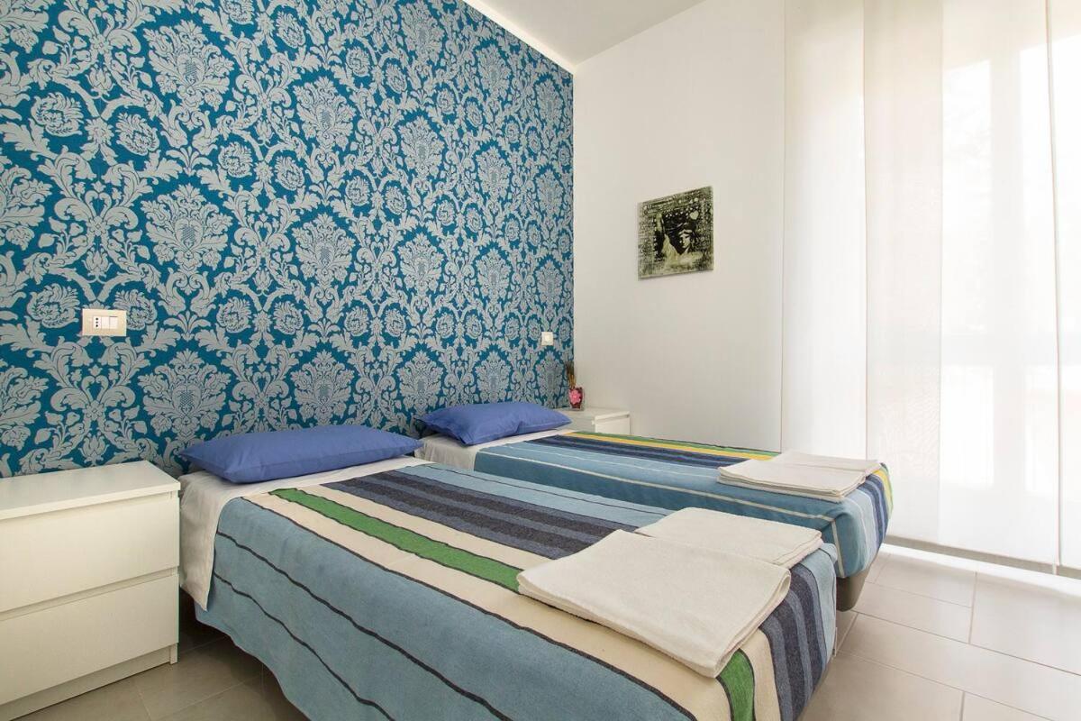 Ferienwohnung Apartament Famagosta Milano Exterior foto